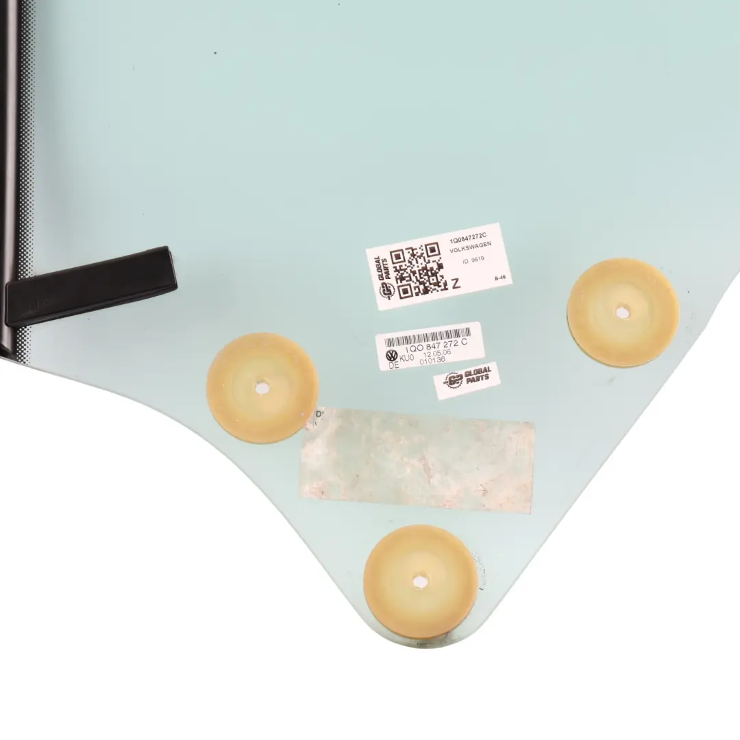 1F Rear Window Glass Glazing Right O/S AS2 Green to VW Volkswagen Eos with Part number 1Q0847272C VW Volkswagen Eos 1F Rear Window Glass Glazing Right O/S AS2 Green - SKU 1Q0847272C - Part number 1Q0847272C