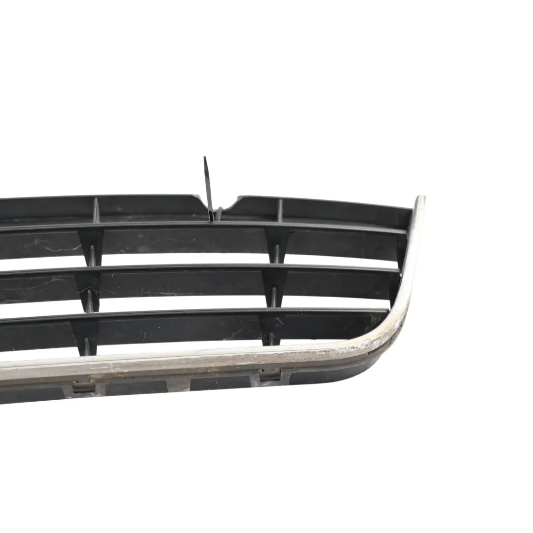 1F Grille Centrale Pare-Chocs Avant pour Volkswagen Eos à propos du numéro de pièce 1Q0853677 Volkswagen Eos 1F Grille Centrale Pare-Chocs Avant - SKU 1Q0853677 - Numéro de pièce 1Q0853677