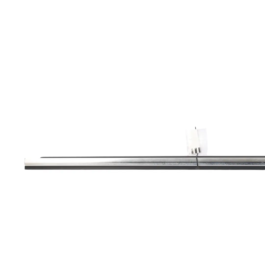 1F Listwa Zgarniająca Drzwi Zewnętrzna Lewa do Volkswagen Eos o numerze 1Q0853955B Volkswagen Eos 1F Listwa Zgarniająca Drzwi Zewnętrzna Lewa - SKU 1Q0853955B - Numer Części 1Q0853955B