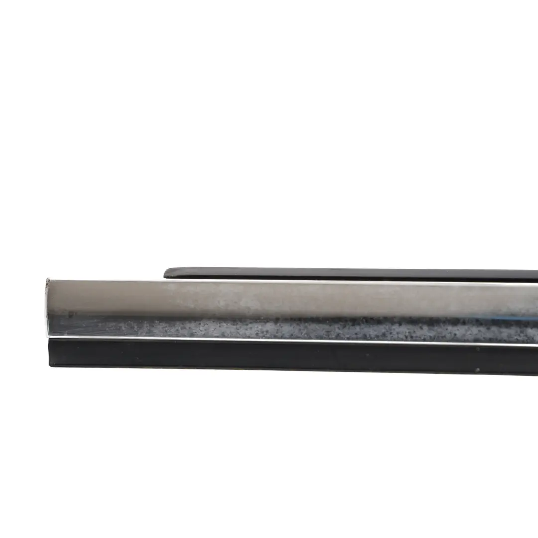 1F Window Aperture Strip Seal Moulding Outer Left N/S to Volkswagen Eos with Part number 1Q0853955B Volkswagen Eos 1F Window Aperture Strip Seal Moulding Outer Left N/S - SKU 1Q0853955B - Part number 1Q0853955B