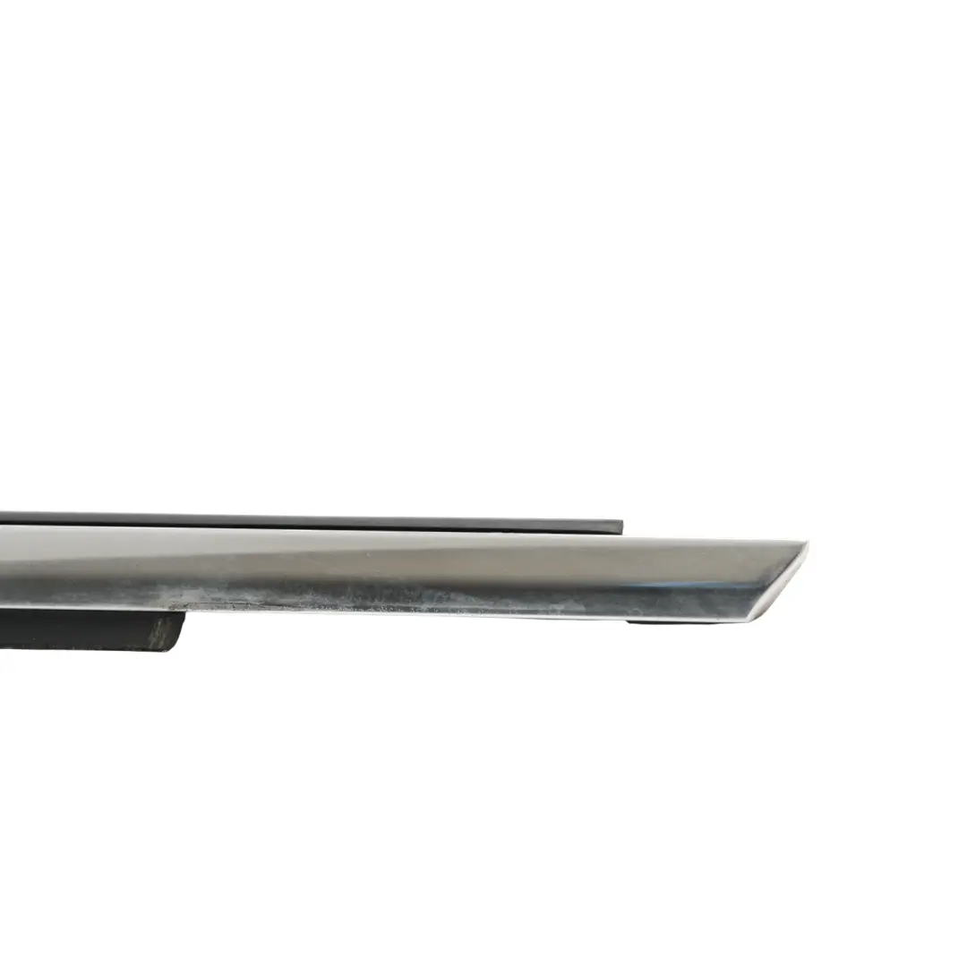 1F Fenster Dichtung Zierleiste Außen Links für Volkswagen Eos mit Teilenummer 1Q0853955D Volkswagen Eos 1F Fenster Dichtung Zierleiste Außen Links - SKU 1Q0853955D - Teilenummer 1Q0853955D