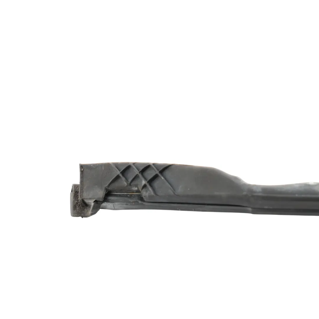 1F Roof Rail Seal Gasket Rubber Right O/S to VW Volkswagen Eos with Part number 1Q0871358 VW Volkswagen Eos 1F Roof Rail Seal Gasket Rubber Right O/S - SKU 1Q0871358 - Part number 1Q0871358