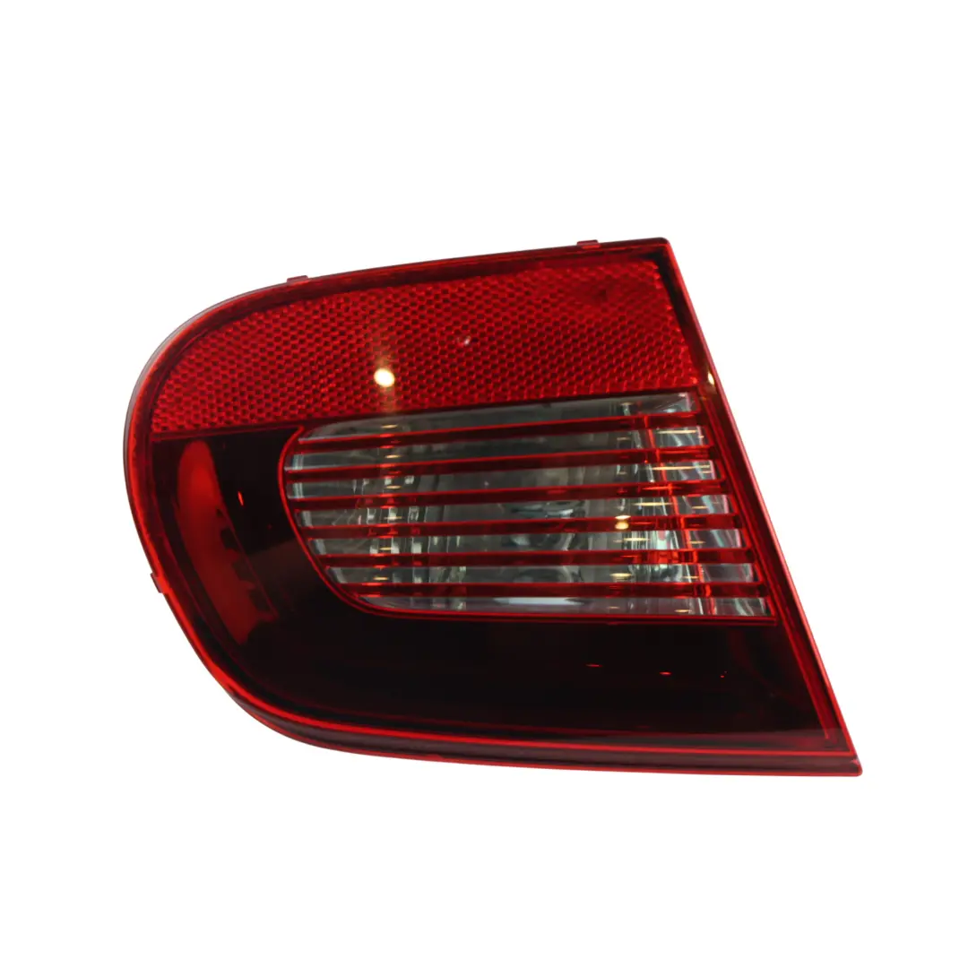 1F Luz Trasera Interior Izquierda para Volkswagen Eos con número de pieza 1Q0945093C Volkswagen Eos 1F Luz Trasera Interior Izquierda - SKU 1Q0945093C - Número de pieza 1Q0945093C