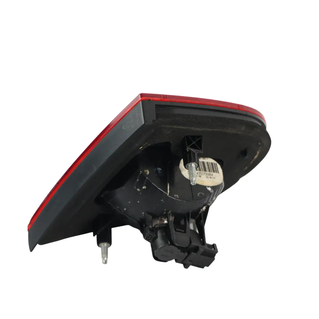 1F Lampa Tylna Wewnętrzna Lewa do Volkswagen Eos o numerze 1Q0945093C Volkswagen Eos 1F Lampa Tylna Wewnętrzna Lewa - SKU 1Q0945093C - Numer Części 1Q0945093C