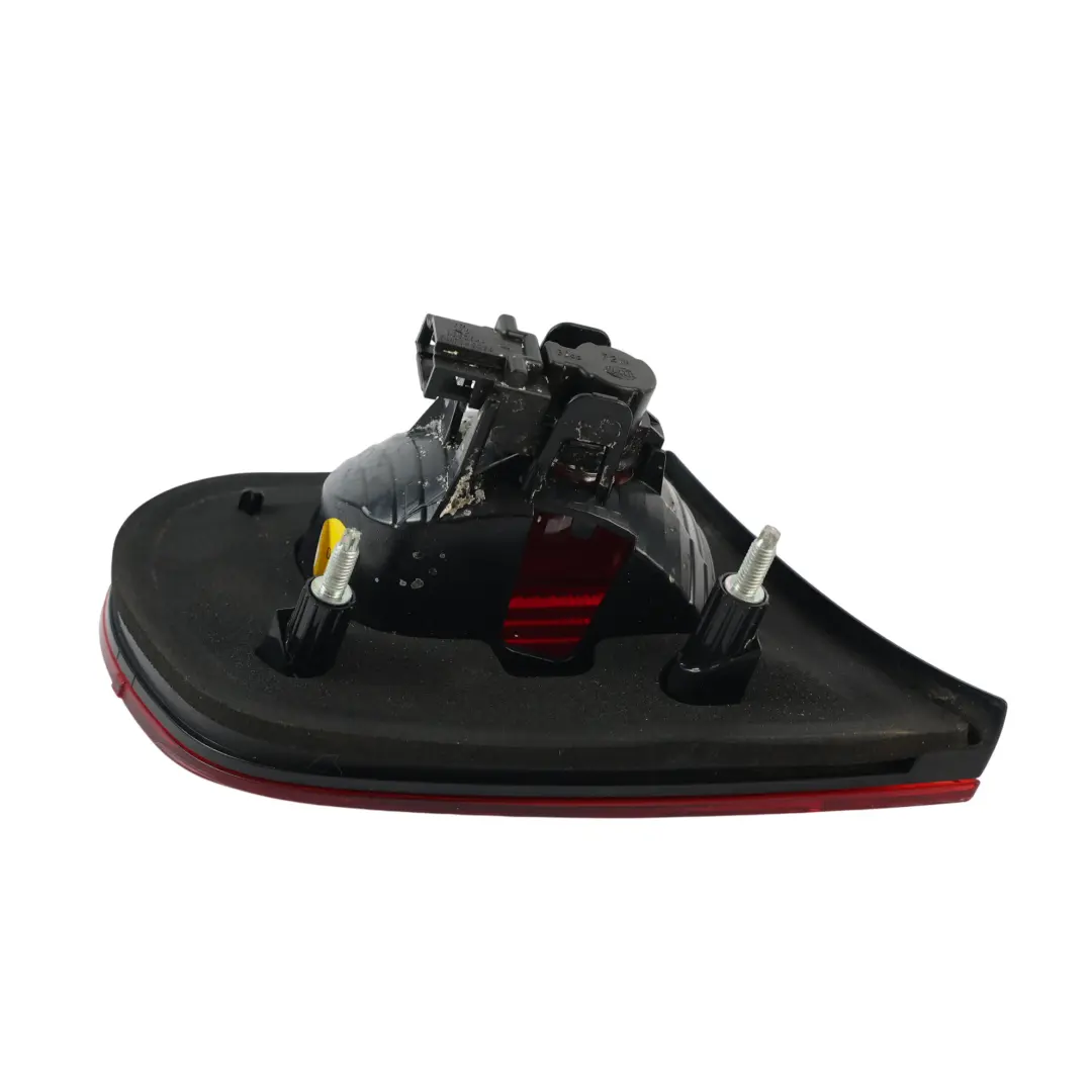 1F Luz Trasera Interior Derecha para Volkswagen Eos con número de pieza 1Q0945094C Volkswagen Eos 1F Luz Trasera Interior Derecha - SKU 1Q0945094C - Número de pieza 1Q0945094C