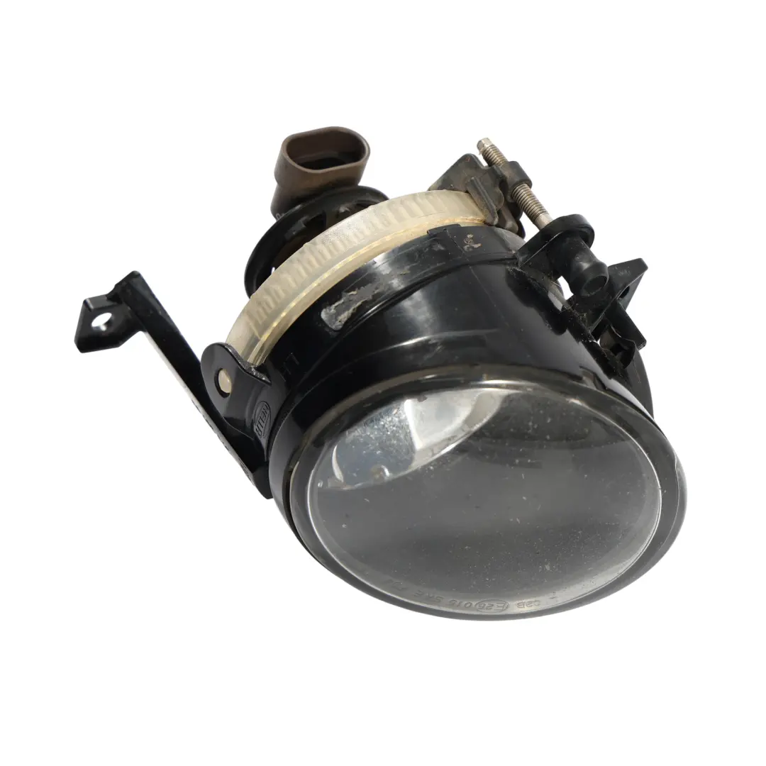 2K Golf Plus Polo Hatchback Front Bumper Fog Light Left N/S to VW Caddy with Part number 1T0941699C VW Caddy 2K Golf Plus Polo Hatchback Front Bumper Fog Light Left N/S - SKU 1T0941699C - Part number 1T0941699C