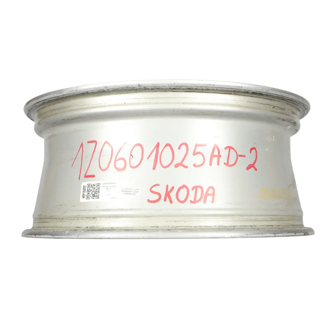 Mk2 Srebrna Felga Aluminiowa 18" 7.5J ET:51 do Skoda Octavia RS o numerze 1Z0601025AD Skoda Octavia RS Mk2 Srebrna Felga Aluminiowa 18" 7.5J ET:51 - SKU 1Z0601025AD-2 - Numer Części 1Z0601025AD