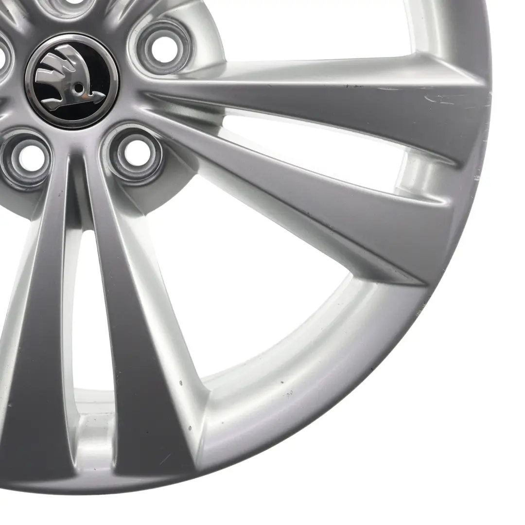 Mk2 Silver Wheel Alloy Rim 18" 7.5J ET:51 to Skoda Octavia RS with Part number 1Z0601025AD Skoda Octavia RS Mk2 Silver Wheel Alloy Rim 18" 7.5J ET:51 - SKU 1Z0601025AD-2 - Part number 1Z0601025AD