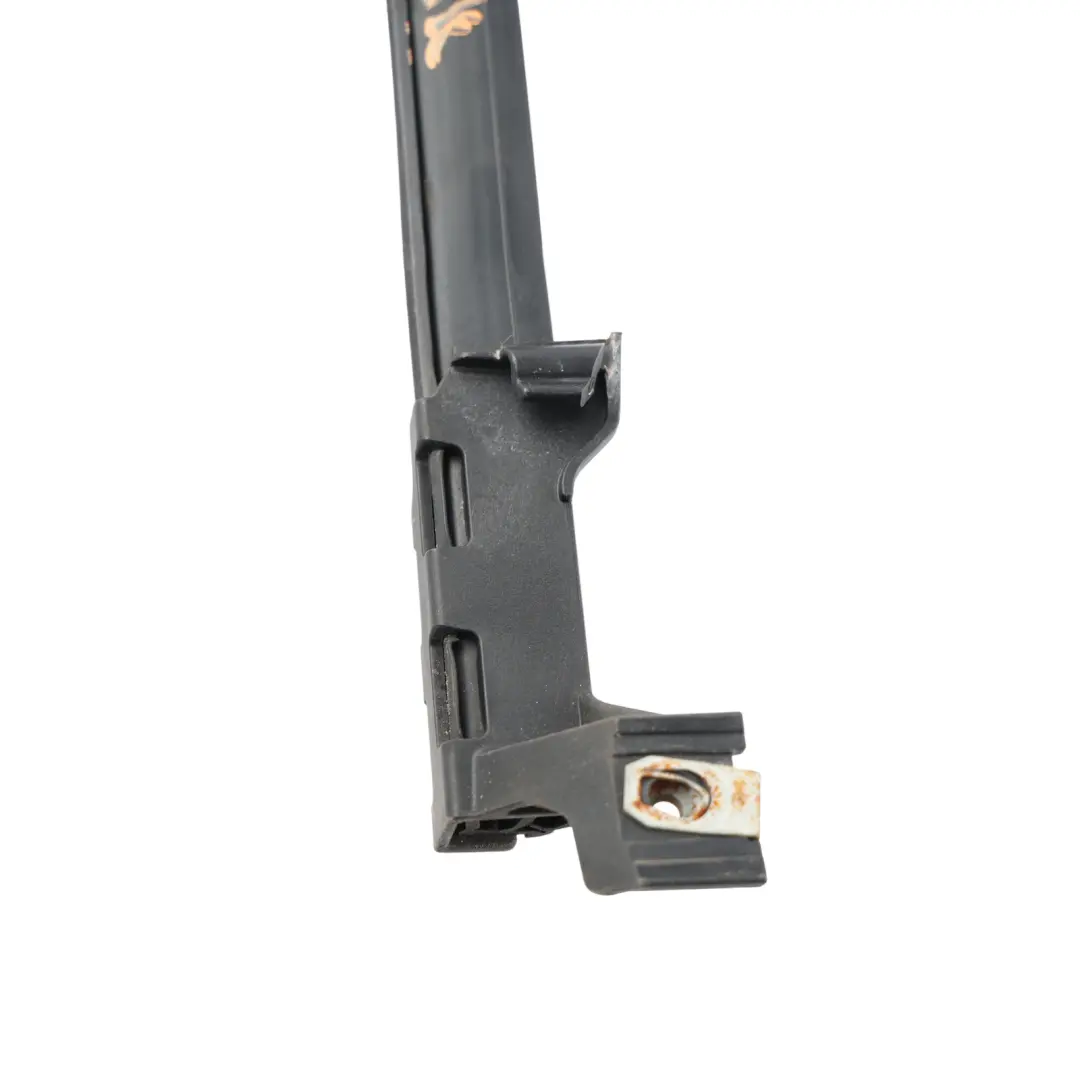 Ford Mondeo Mk5 Rear Door Window Guide Gasket Frame Seal Left N/S DS73-F25825-CB - SKU 2109994 - Part number 2109994