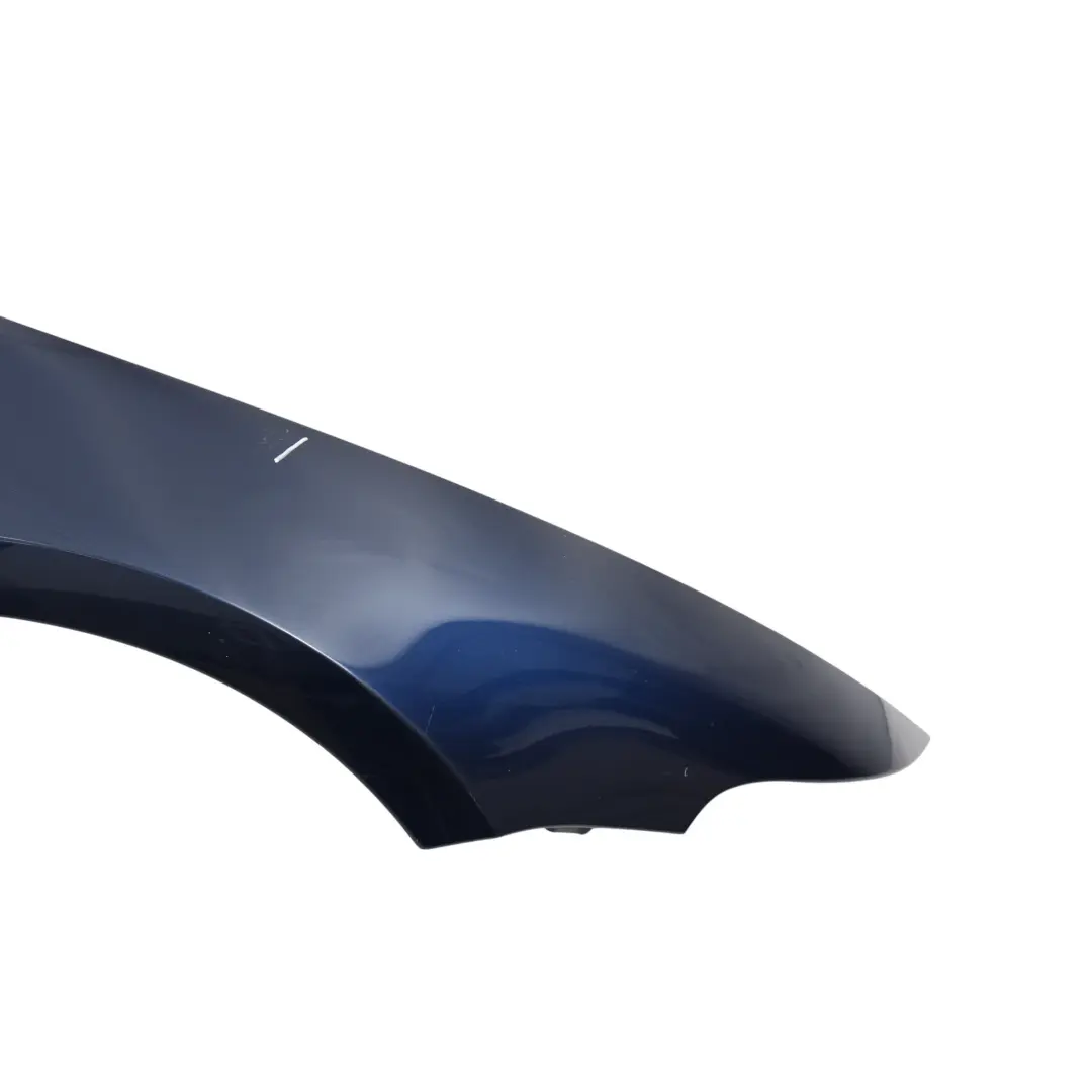 Panel Lateral Aleta Delantera Derecha Azul Marino Metalico A76 para BMW E63 E64 con número de pieza 2155902 BMW E63 E64 Panel Lateral Aleta Delantera Derecha Azul Marino Metalico A76 - SKU 2155902-DSB - Número de pieza 2155902