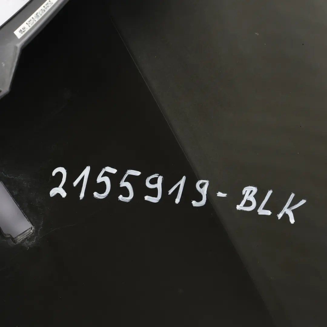 Pannello Laterale Parafango Anteriore Sinistro Nero per BMW E92 E93 LCI con numero di parte 2155919 BMW E92 E93 LCI Pannello Laterale Parafango Anteriore Sinistro Nero - SKU 2155919-BLK - Numero di parte 2155919