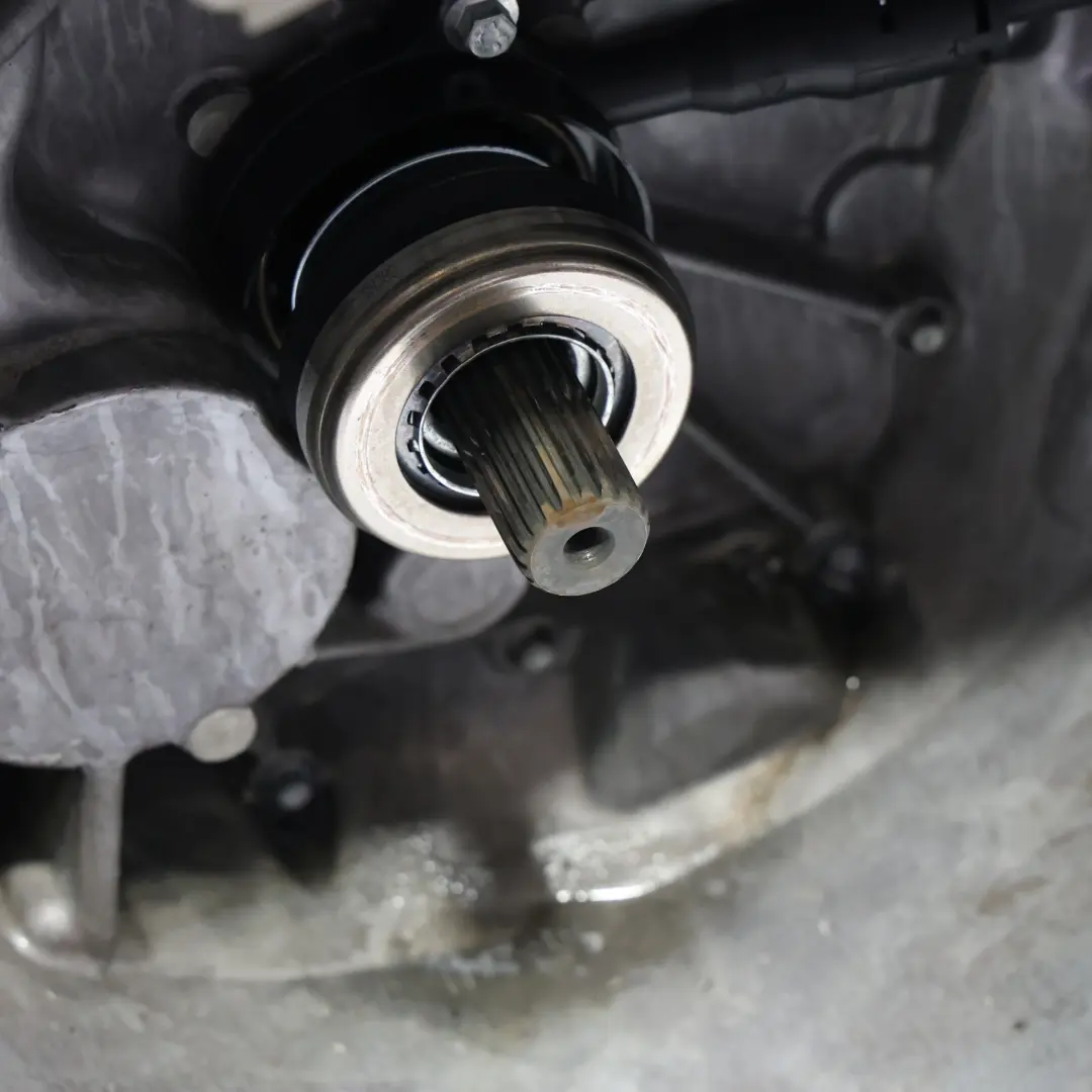 Gearbox 6 Speed CV6R-7002-KD WARRANTY to Ford Transit Connect 1.0 GTDI Manual with Part number 2255873 Ford Transit Connect 1.0 GTDI Manual Gearbox 6 Speed CV6R-7002-KD WARRANTY - SKU 2255873 - Part number 2255873