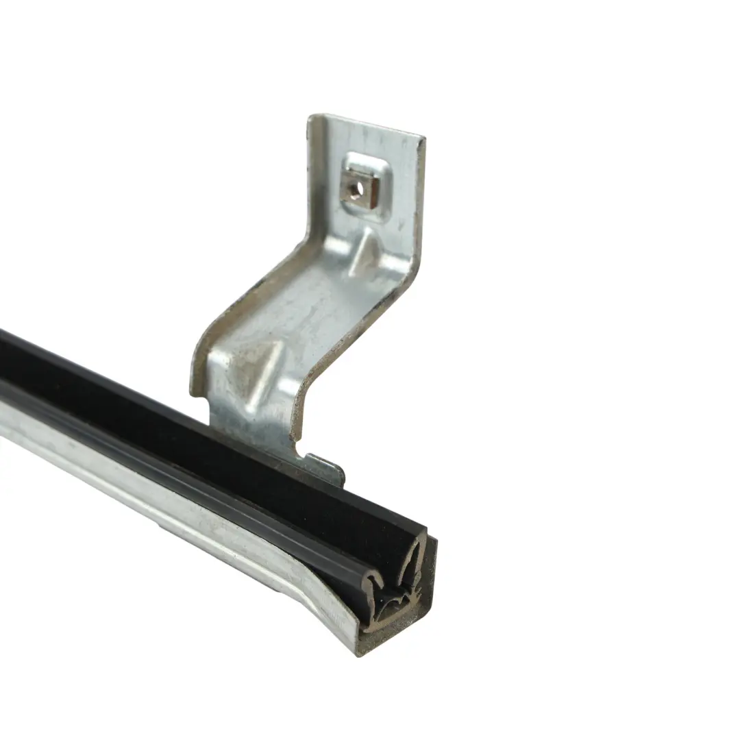 Mk8 Türfenster Glas Führung Vorne Links für Ford Transit mit Teilenummer 2544394 Ford Transit Mk8 Türfenster Glas Führung Vorne Links - SKU 2544394 - Teilenummer 2544394