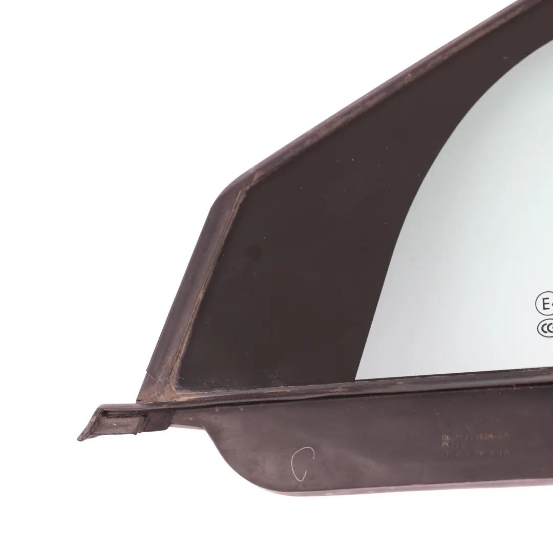 MK4 Vitre Quart Porte Avant Gauche AS2 pour Ford Mondeo à propos du numéro de pièce 2604424 Ford Mondeo MK4 Vitre Quart Porte Avant Gauche AS2 - SKU 2604424 - Numéro de pièce 2604424