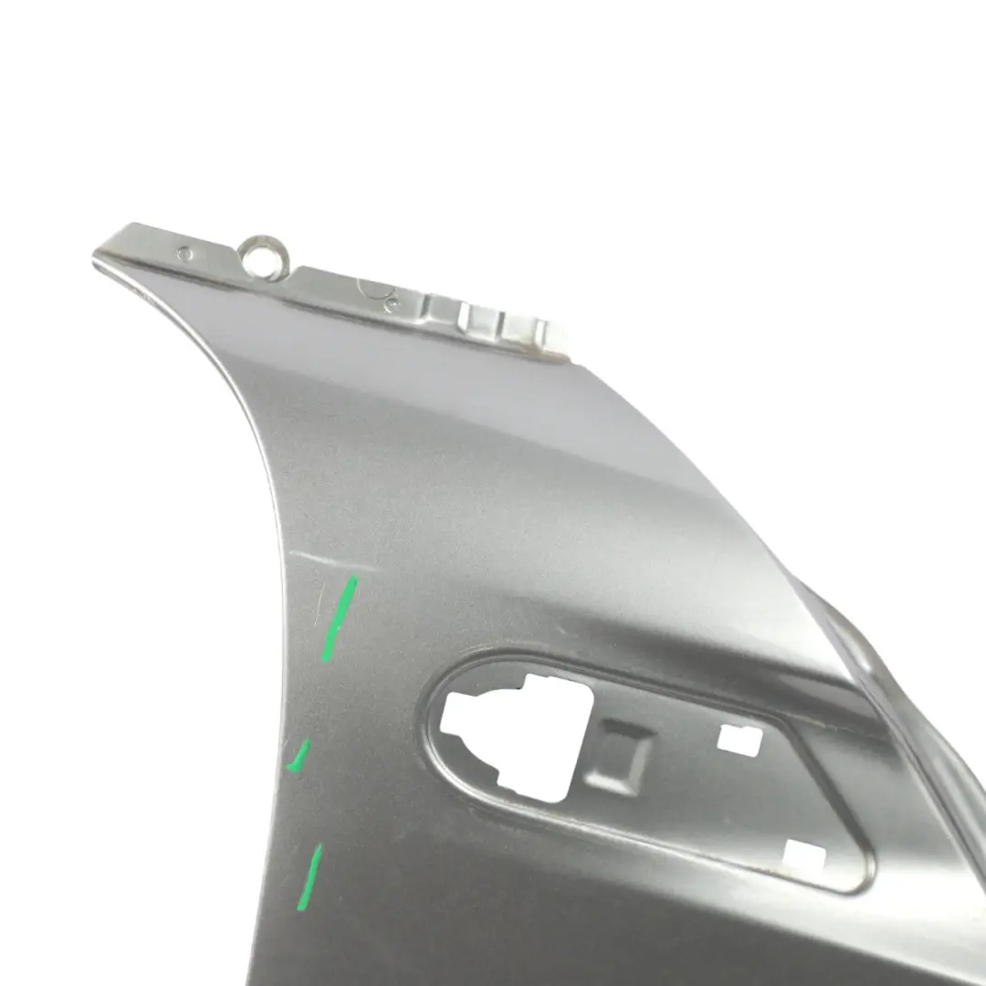 Błotnik prawy Dark Silver do MINI Cooper R56 R57 o numerze 2754726 MINI Cooper R56 R57 Błotnik prawy Dark Silver - SKU 2754726-DS8 - Numer Części 2754726