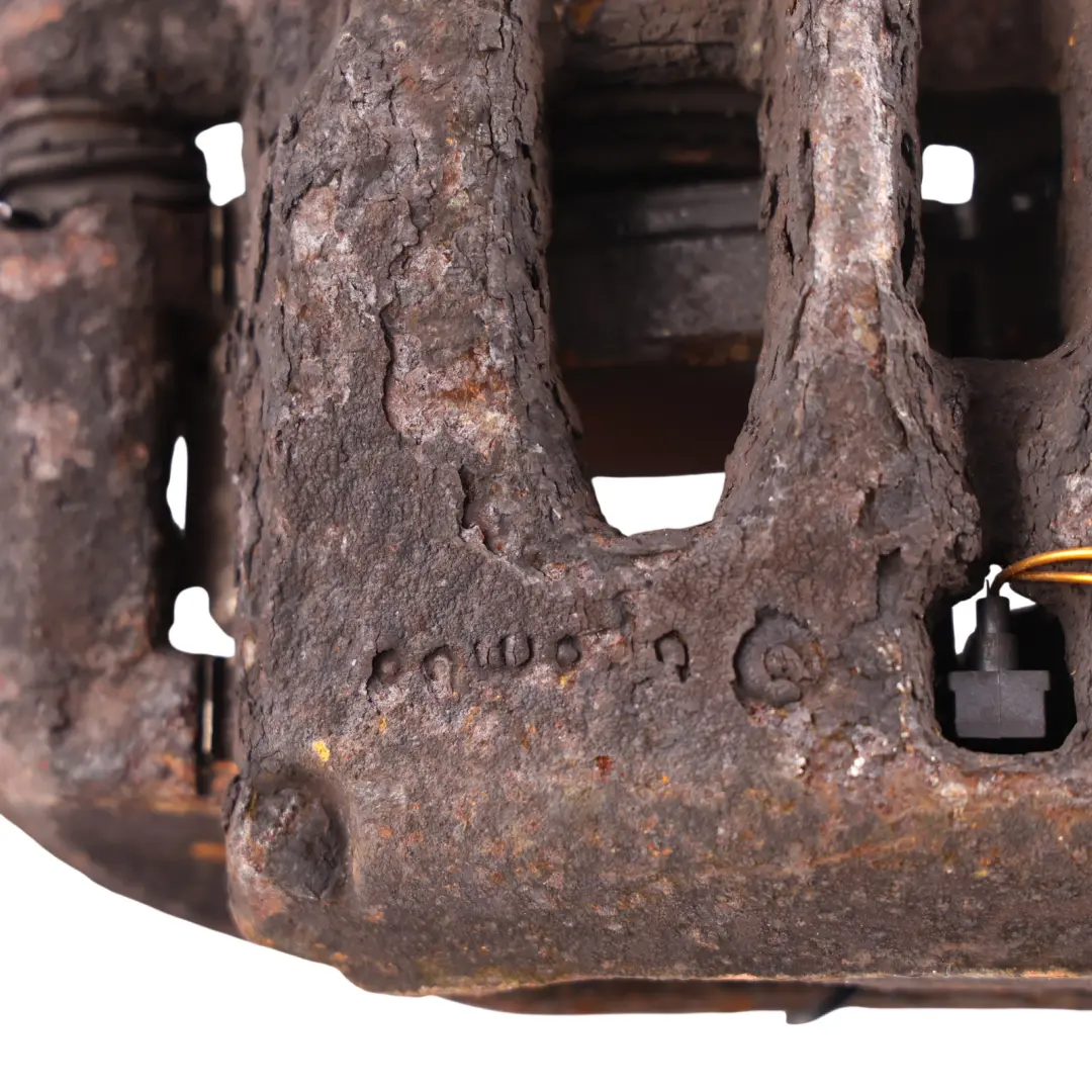 Volkswagen Crafter 2E Brake Caliper Housing Front Left N/S 2E0615106B - SKU 2E0615105B - Part number 2E0615105B