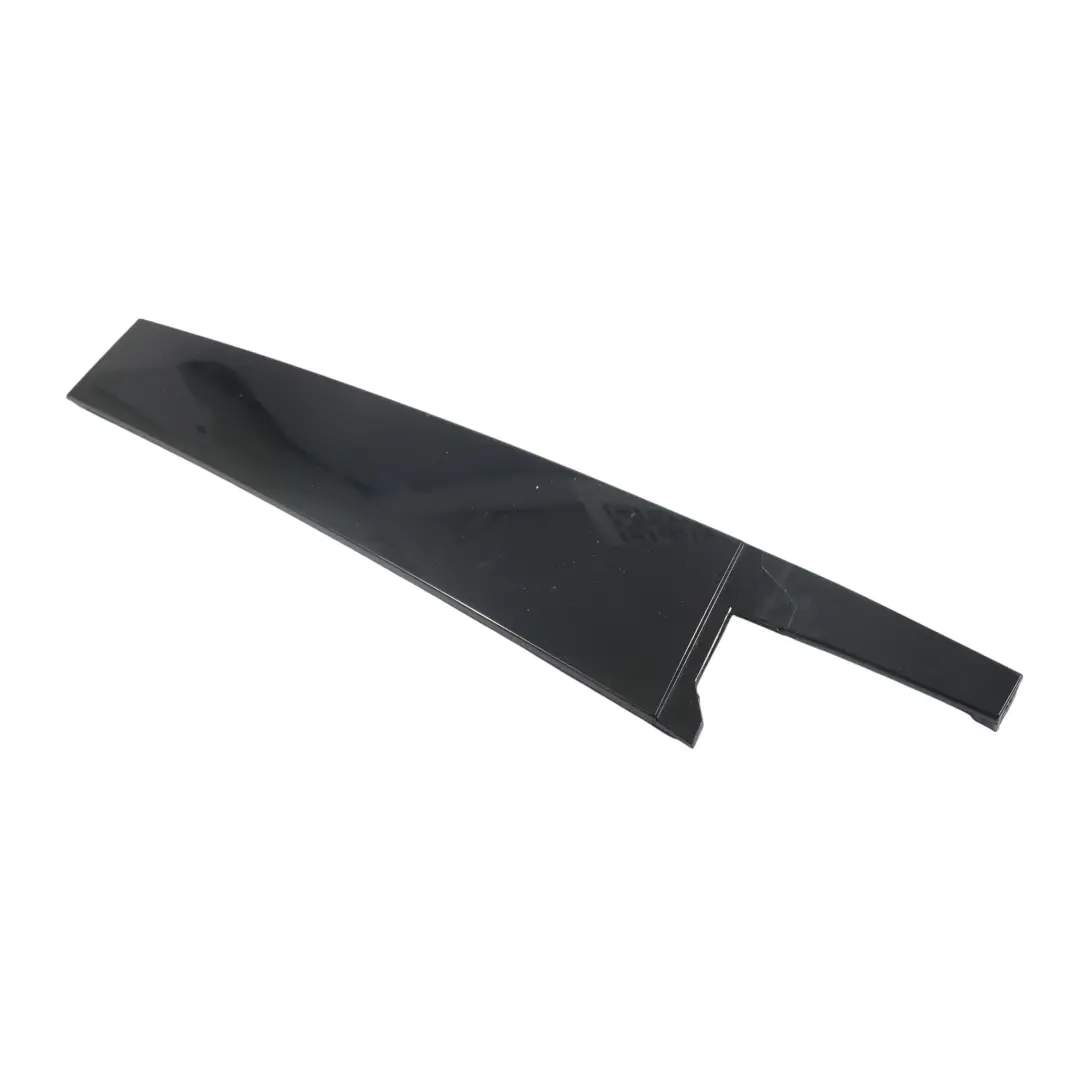 Ventana Puerta Trasera Izquierda para Volkswagen T-Roc R A11 Marco con número de pieza 2GA839901A Volkswagen T-Roc R A11 Marco Ventana Puerta Trasera Izquierda - SKU 2GA839901A - Número de pieza 2GA839901A