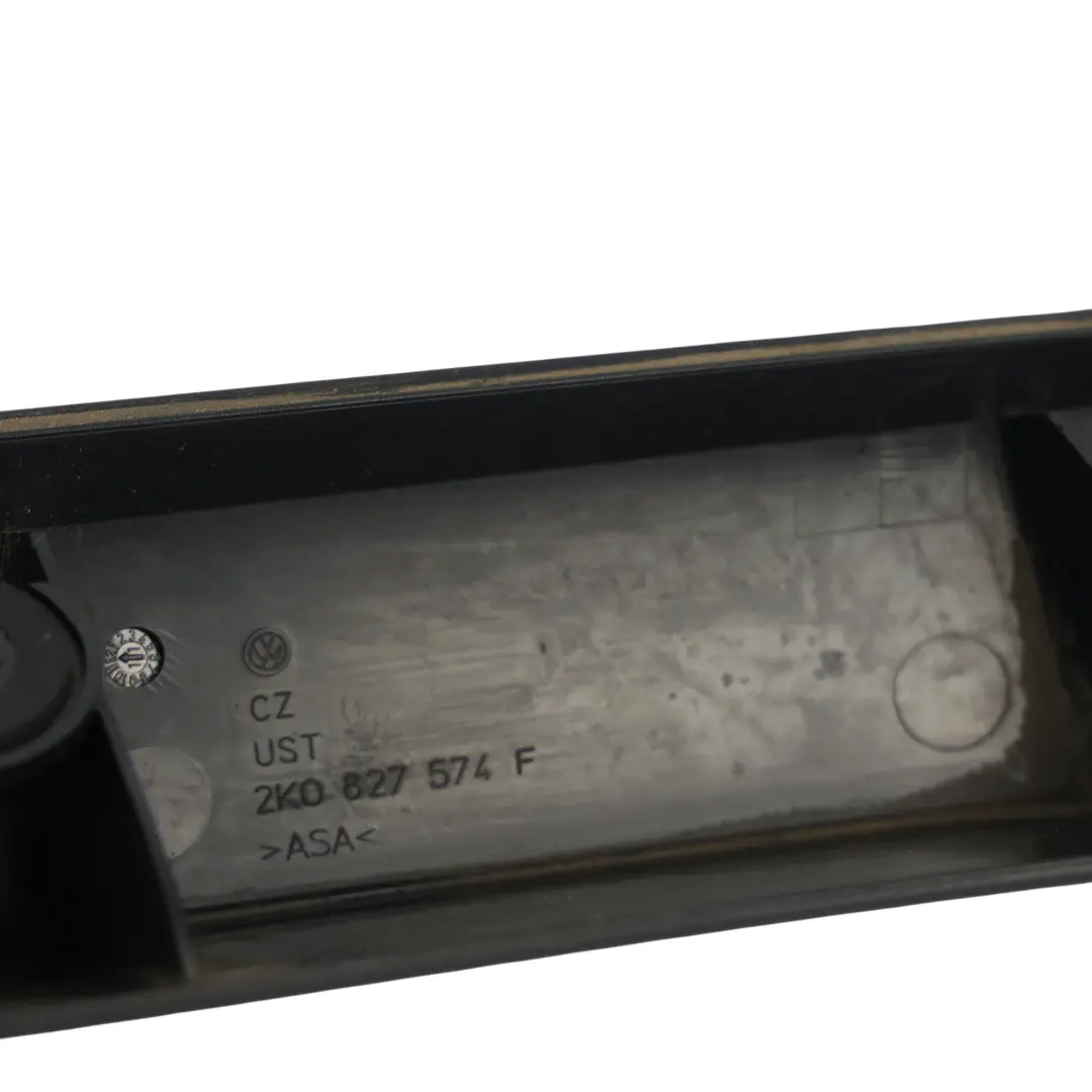 Volkswagen Caddy 2K Heck Türgriff Verkleidung Kennzeichen Licht Lampe 2K5827574F - SKU 2K5827574S - Teilenummer 2K5827574S