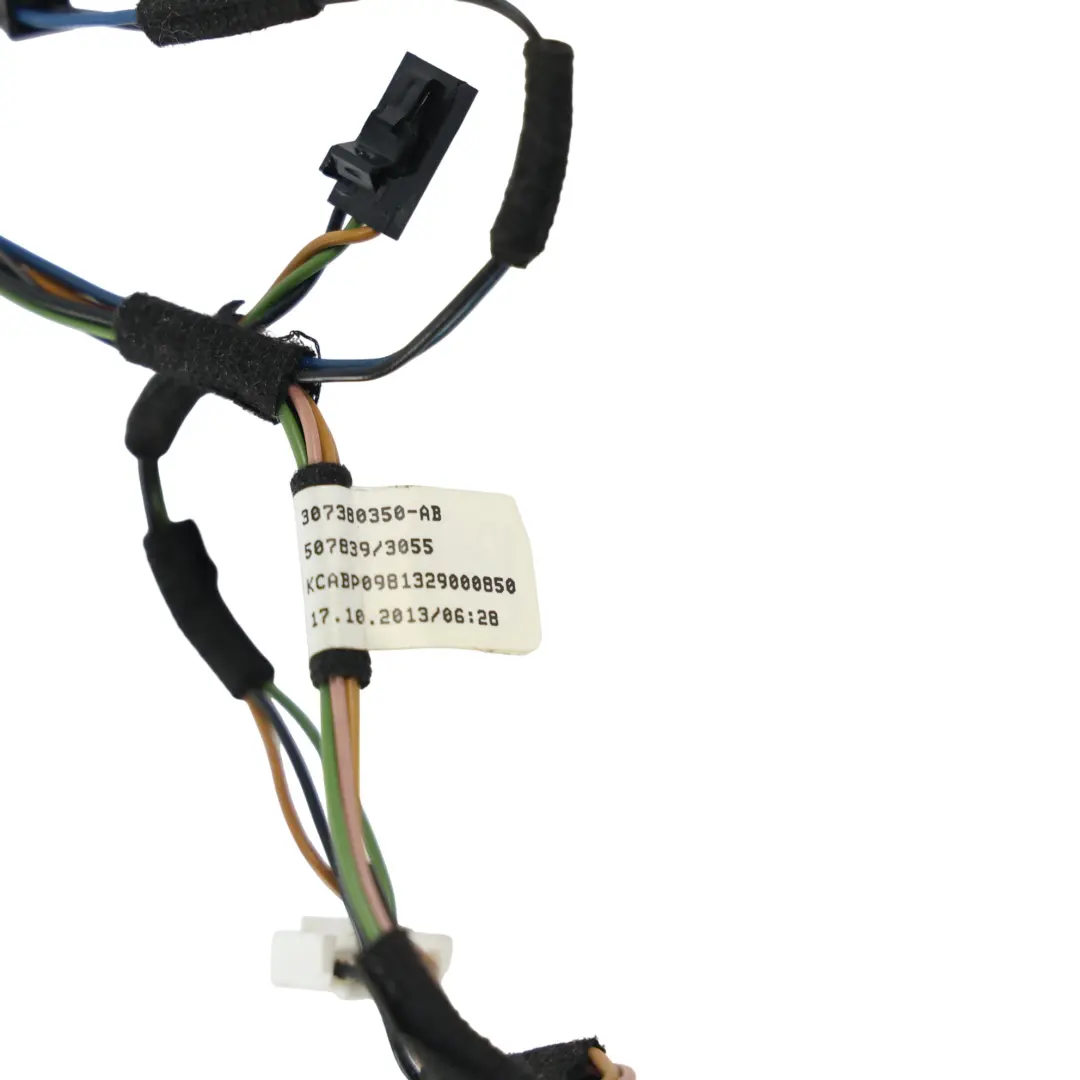 Câble Faisceau Électrique Volant pour Land Rover L538 à propos du numéro de pièce 307380350-AB Land Rover L538 Câble Faisceau Électrique Volant - SKU 307380350-AB - Numéro de pièce 307380350-AB