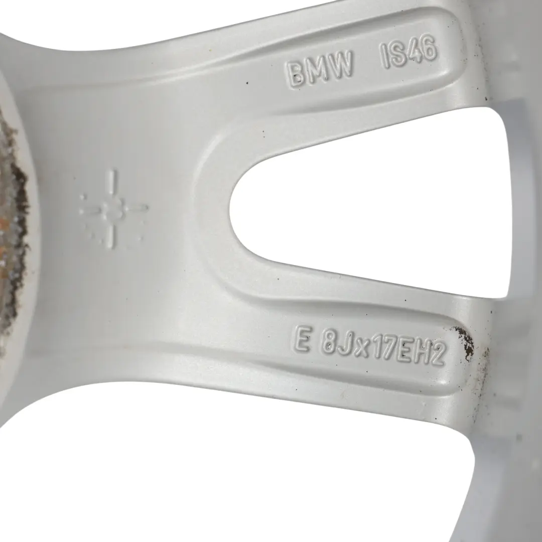 Jante en alliage d'argent 17" 8J Rayons Doubles 148 ET:46 pour BMW X3 E83 à propos du numéro de pièce 3412060 BMW X3 E83 Jante en alliage d'argent 17" 8J Rayons Doubles 148 ET:46 - SKU 3412060-1 - Numéro de pièce 3412060