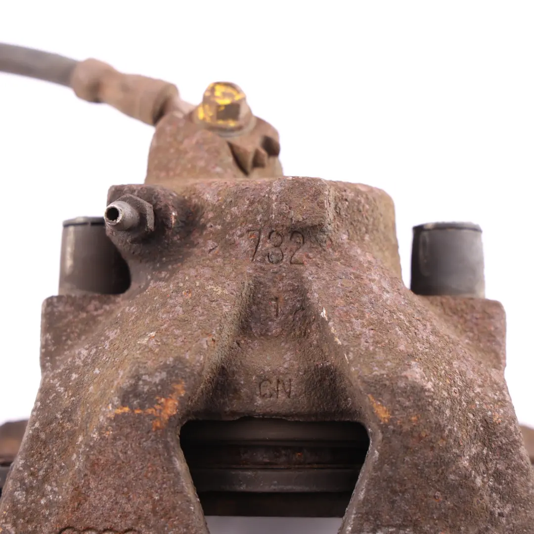 Mk4 Brake Caliper Wheel Brake Unit Front Right O/S to Volkswagen VW Golf with Part number 3A0615124 Volkswagen VW Golf Mk4 Brake Caliper Wheel Brake Unit Front Right O/S - SKU 3A0615124 - Part number 3A0615124