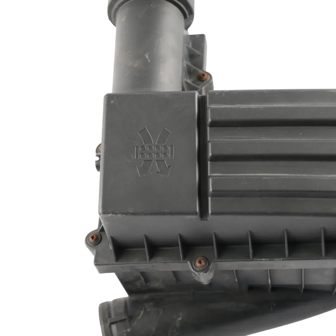 Audi A3 8P Air Intake Inlet Filter Box Housing Diesel - SKU 3C0129601AM - Part number 3C0129601AM