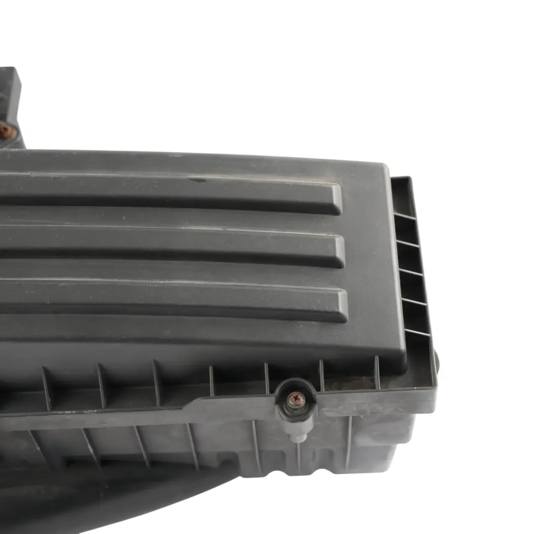 Audi A3 8P Air Intake Inlet Filter Box Housing Diesel - SKU 3C0129601AM - Part number 3C0129601AM