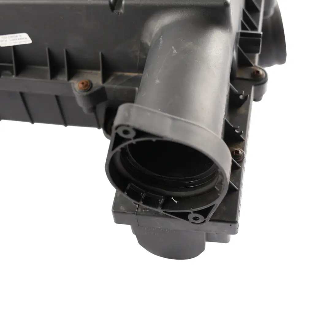 Intake Inlet Filter Box Housing Diesel to Audi A3 8P Air with Part number 3C0129601AM Audi A3 8P Air Intake Inlet Filter Box Housing Diesel - SKU 3C0129601AM - Part number 3C0129601AM