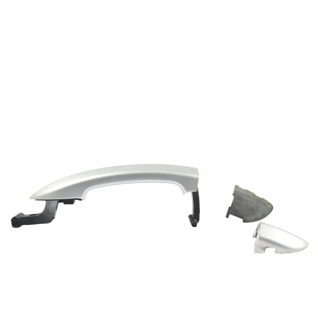 Maniglia Porta Sinistra Argento Reflex A7W per Volkswagen Passat CC con numero di parte 3C0837205 Volkswagen Passat CC Maniglia Porta Sinistra Argento Reflex A7W - SKU 3C0837205-RES - Numero di parte 3C0837205