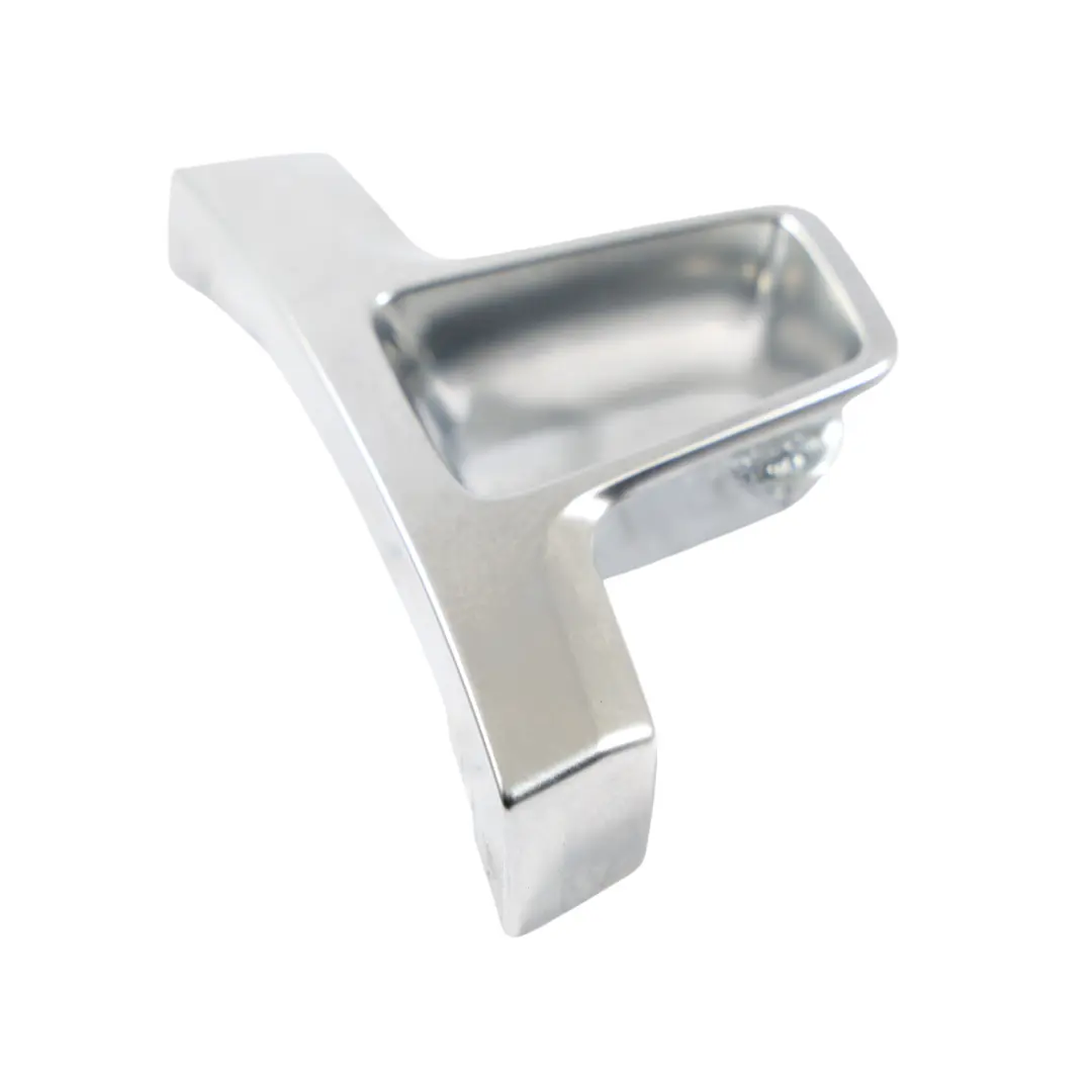 Garniture Volant Inférieure Argent pour Volkswagen Golf Mk7 Passat CC à propos du numéro de pièce 3C8419685D Volkswagen Golf Mk7 Passat CC Garniture Volant Inférieure Argent - SKU 3C8419685D - Numéro de pièce 3C8419685D