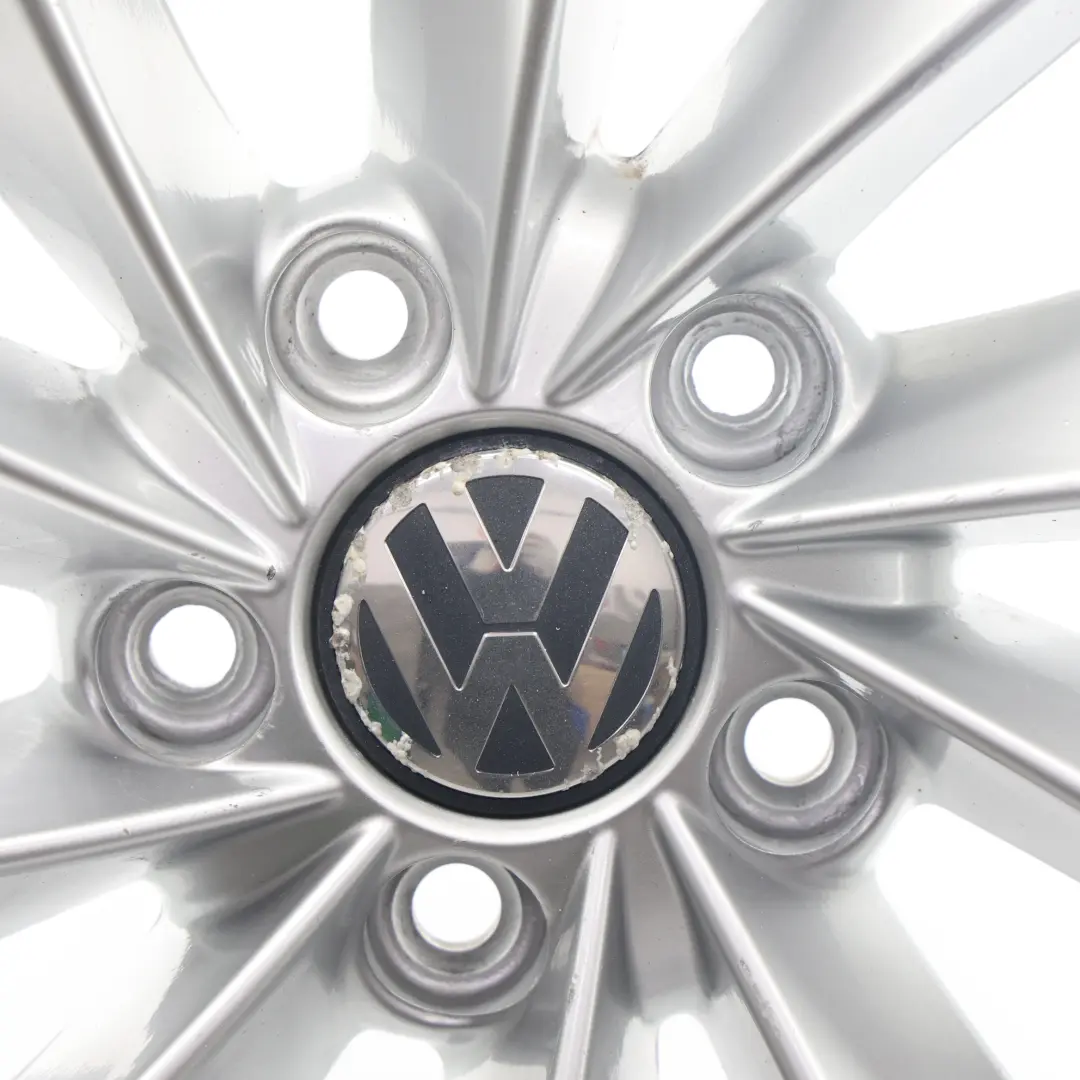 Mk3 Silberne Leichtmetallfelge 18" 8J ET:41 für Volkswagen Scirocco mit Teilenummer 3C8601025D Volkswagen Scirocco Mk3 Silberne Leichtmetallfelge 18" 8J ET:41 - SKU 3C8601025D-4 - Teilenummer 3C8601025D