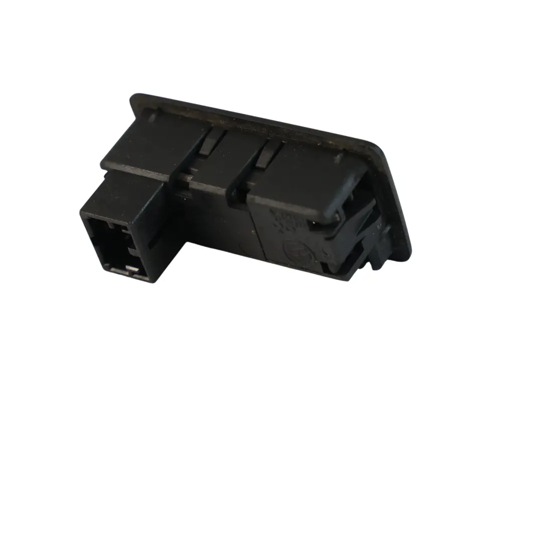 Audi Q5 8R Pannello Pulsante Apertura Portellone Posteriore - SKU 3D0959831D - Numero di parte 3D0959831D