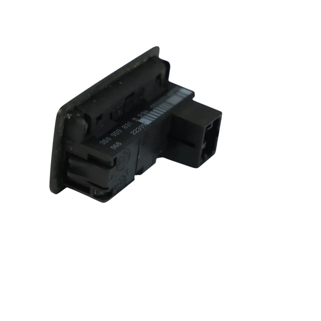 Audi Q5 8R Tailgate Boot Lid Release Open Button Switch Panel - SKU 3D0959831D - Part number 3D0959831D