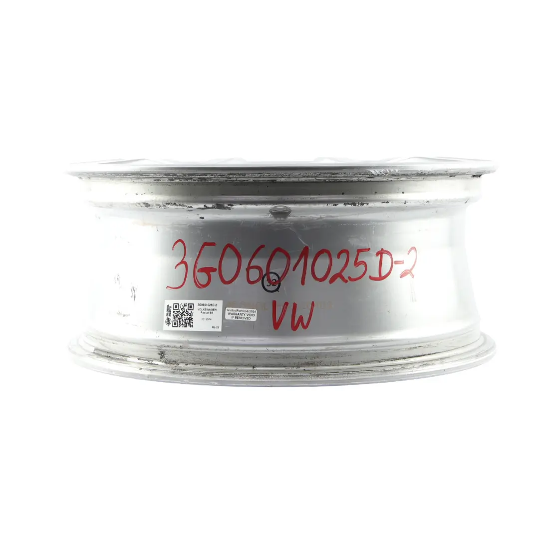 Felga Aluminiowa Srebrna 17" 7.0J ET:40 do Volkswagen Passat B8 o numerze 3G0601025D Volkswagen Passat B8 Felga Aluminiowa Srebrna 17" 7.0J ET:40 - SKU 3G0601025D-2 - Numer Części 3G0601025D