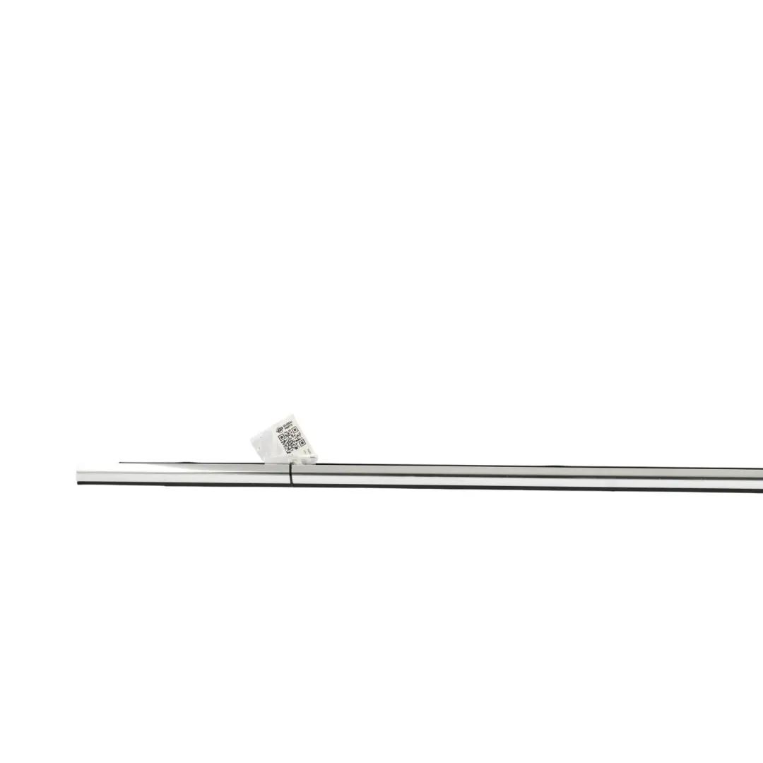 Türfenster Zierleiste Außen Links für Volkswagen Passat B8 mit Teilenummer 3G0837475D Volkswagen Passat B8 Türfenster Zierleiste Außen Links - SKU 3G0837475D - Teilenummer 3G0837475D