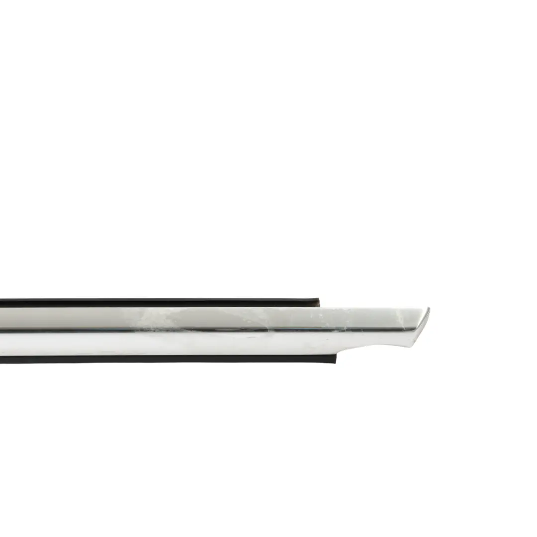 Volkswagen Passat B8 Baguette Vitre Porte Avant Extérieure Gauche - SKU 3G0837475D - Numéro de pièce 3G0837475D