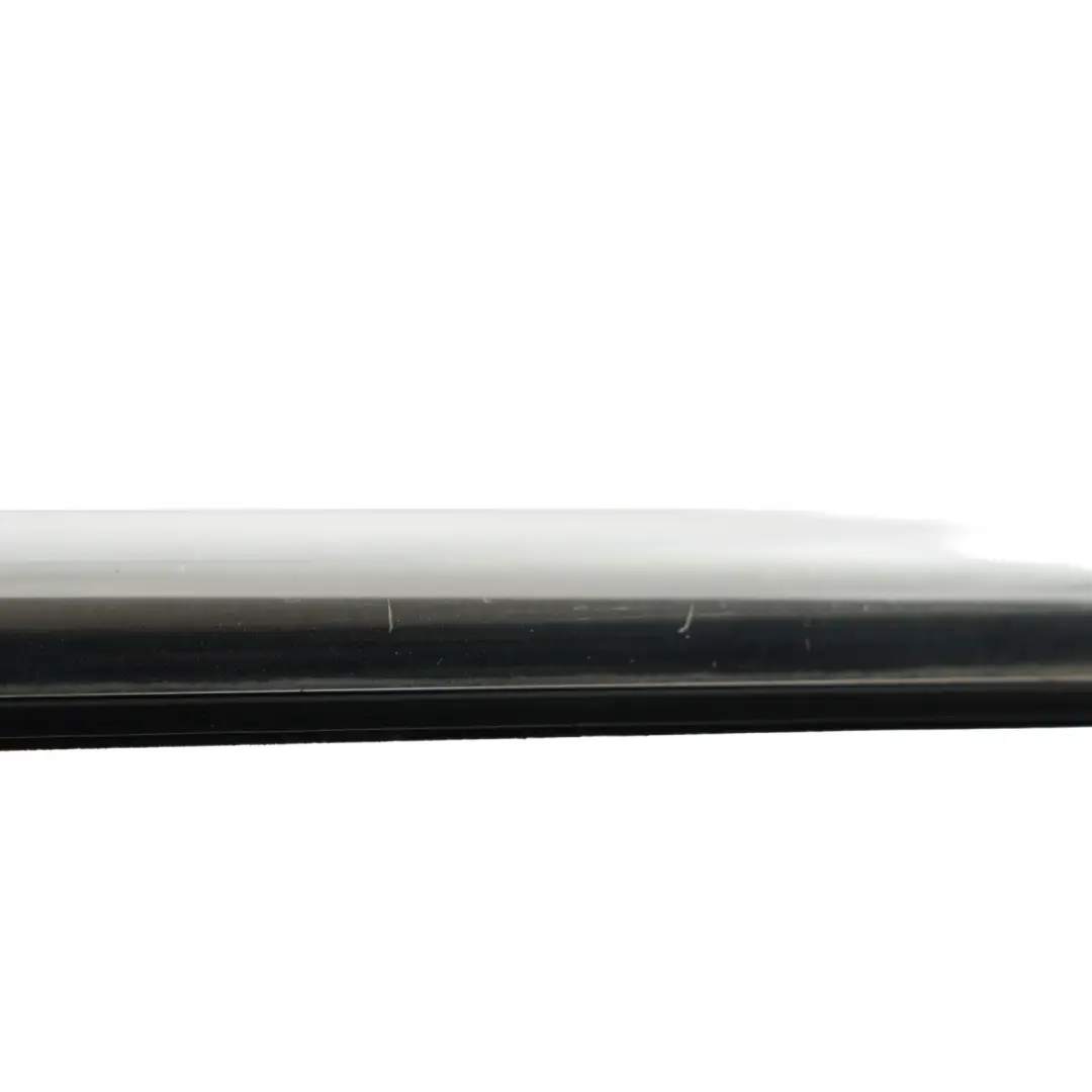 Volkswagen Passat B8 Moldura Ventana Puerta Delantera Izquierda - SKU 3G0837475D - Número de pieza 3G0837475D