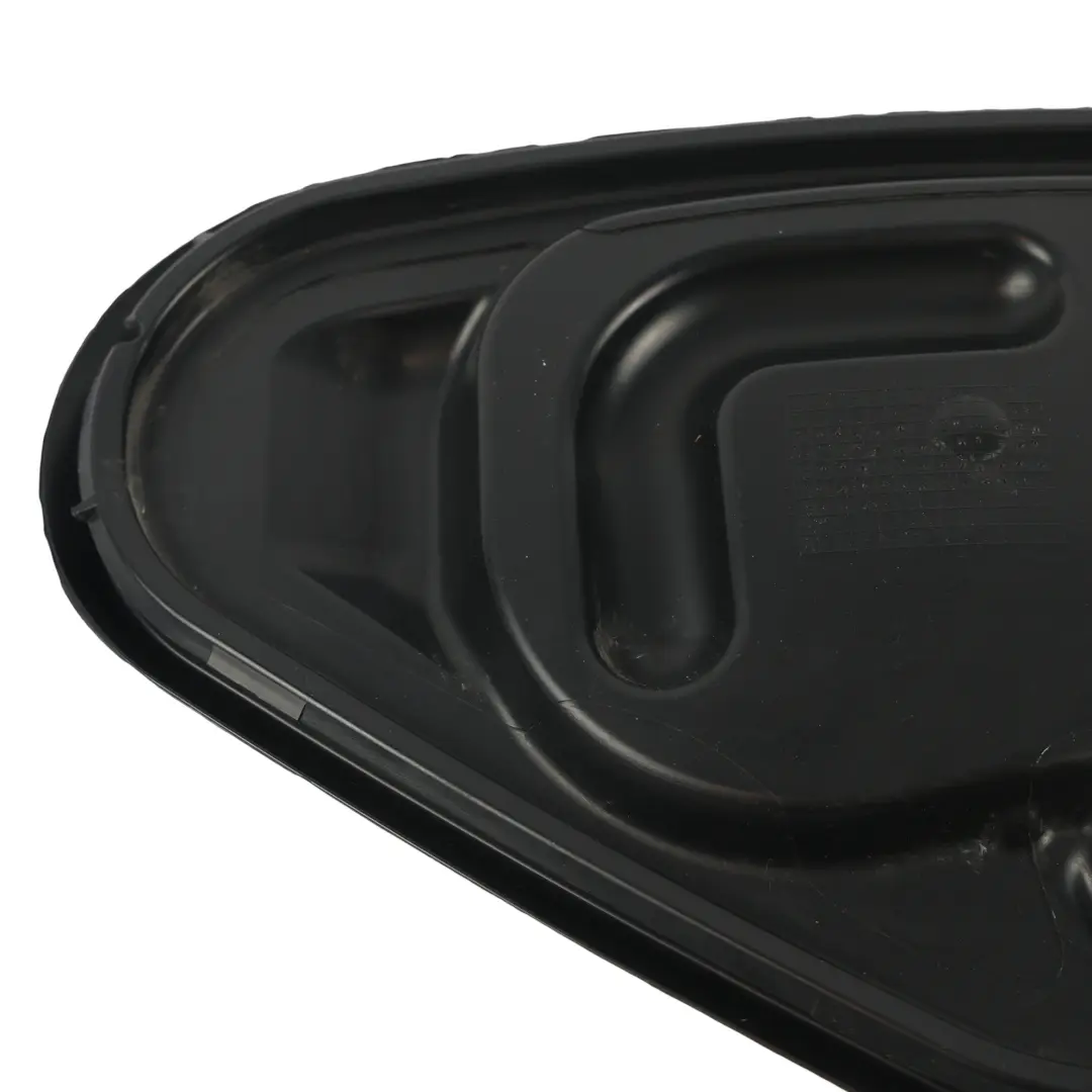 Zaślepka Osłona Drzwi Przedni Lewy Przód do Volkswagen Passat B8 o numerze 3G0837915B Volkswagen Passat B8 Zaślepka Osłona Drzwi Przedni Lewy Przód - SKU 3G0837915B - Numer Części 3G0837915B