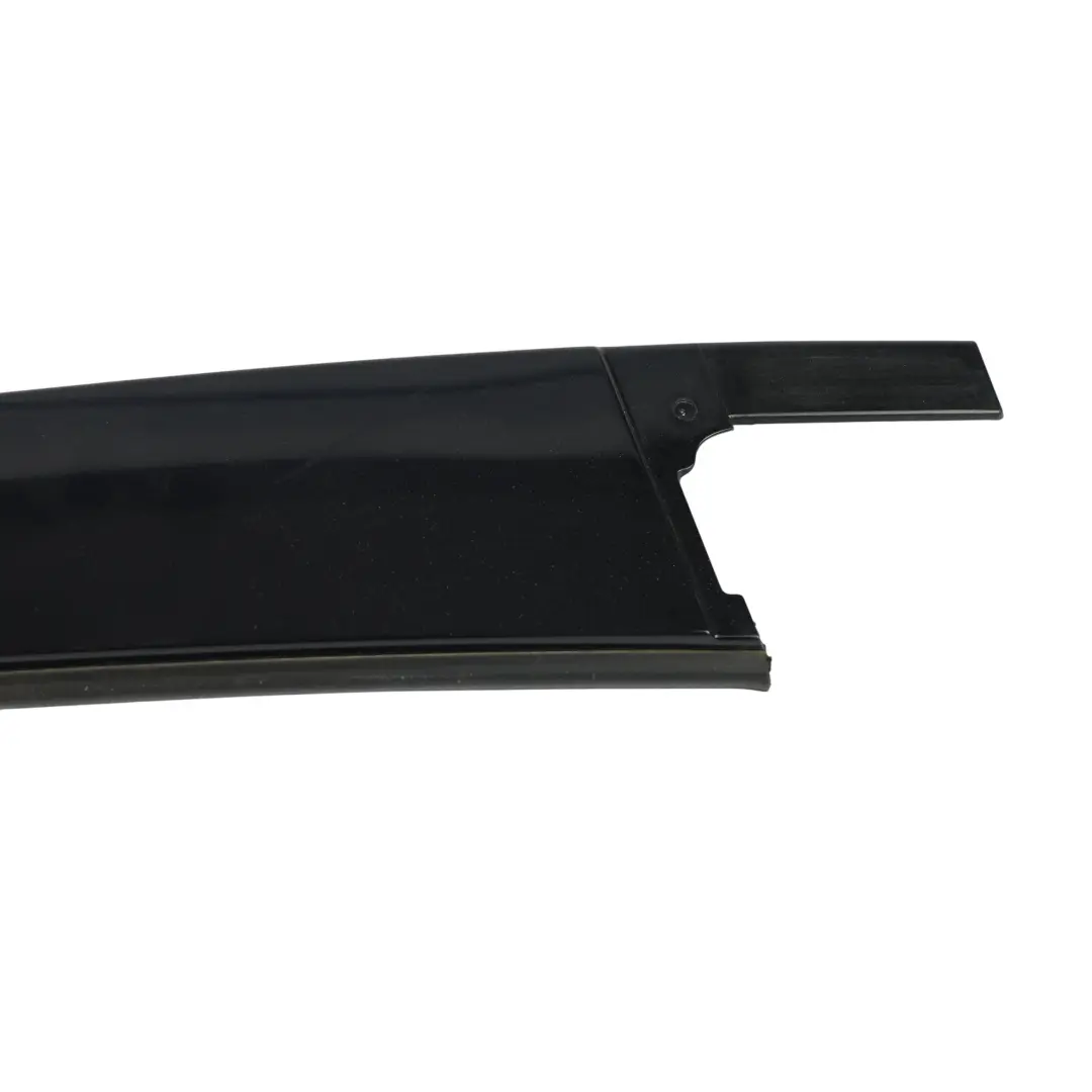 Garniture Montant Porte Arrière Gauche Noir pour Volkswagen Passat B8 à propos du numéro de pièce 3G0839901T Volkswagen Passat B8 Garniture Montant Porte Arrière Gauche Noir - SKU 3G0839901T - Numéro de pièce 3G0839901T