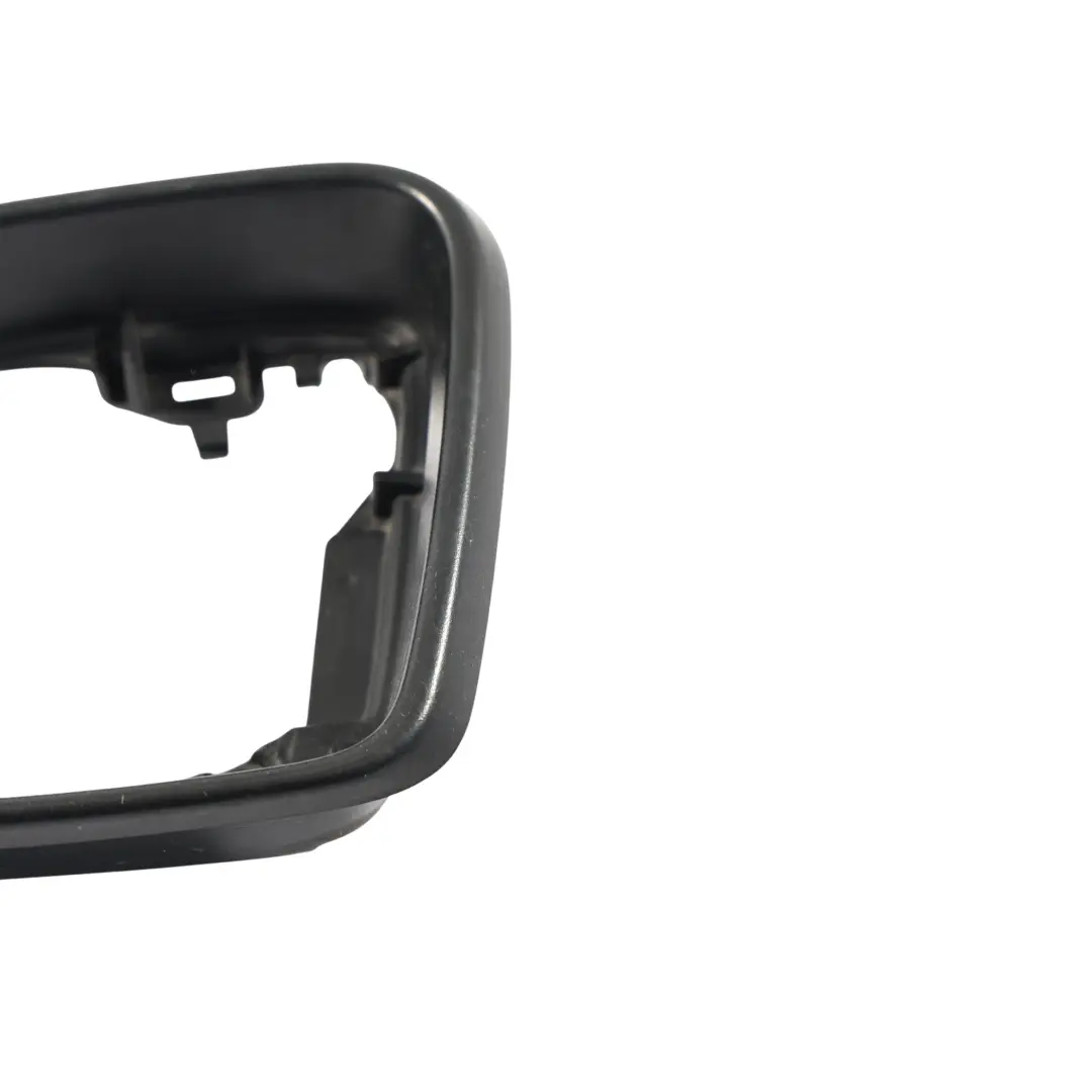 Cubierta Espejo Lateral Izquierdo para Volkswagen Passat B8 con número de pieza 3G0857601 Volkswagen Passat B8 Cubierta Espejo Lateral Izquierdo - SKU 3G0857601 - Número de pieza 3G0857601