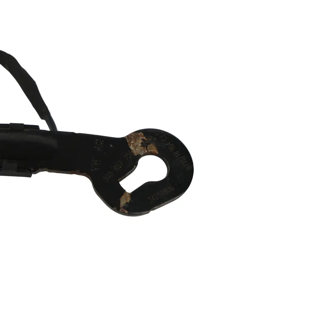 Front Seat Belt Buckle Catch Right O/S to VW Volkswagen Passat B8 with Part number 3G0857756H VW Volkswagen Passat B8 Front Seat Belt Buckle Catch Right O/S - SKU 3G0857756H - Part number 3G0857756H