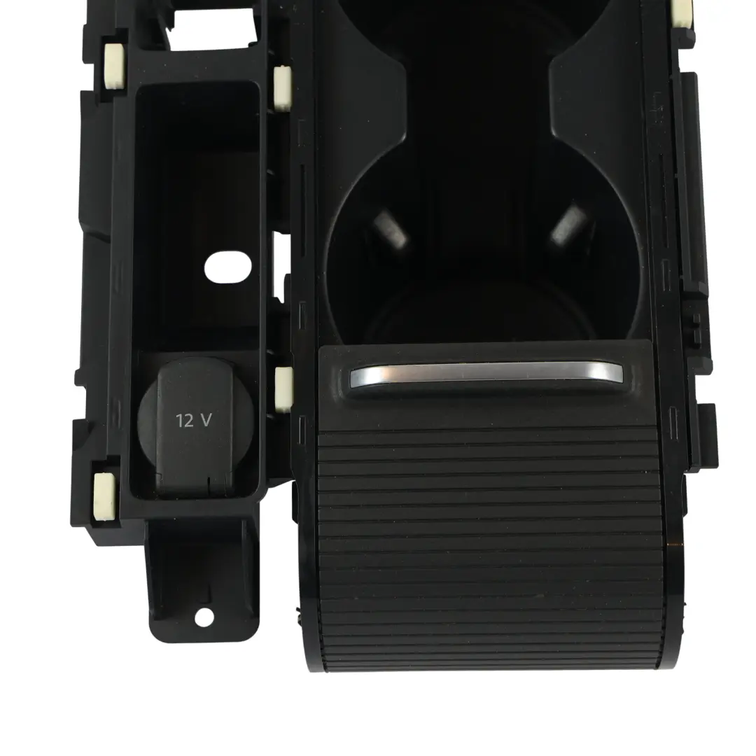 Bandeja Portavasos Consola Central 12V para Volkswagen Passat B8 con número de pieza 3G0862531H Volkswagen Passat B8 Bandeja Portavasos Consola Central 12V - SKU 3G0862531H - Número de pieza 3G0862531H