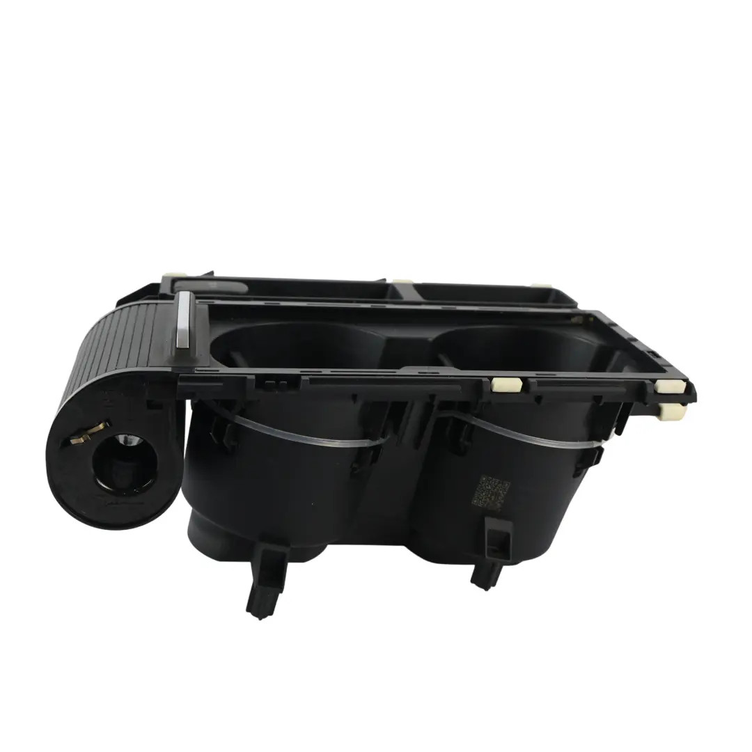 Mittelkonsole Getränkehalter Ablagefach 12V für Volkswagen Passat B8 mit Teilenummer 3G0862531H Volkswagen Passat B8 Mittelkonsole Getränkehalter Ablagefach 12V - SKU 3G0862531H - Teilenummer 3G0862531H