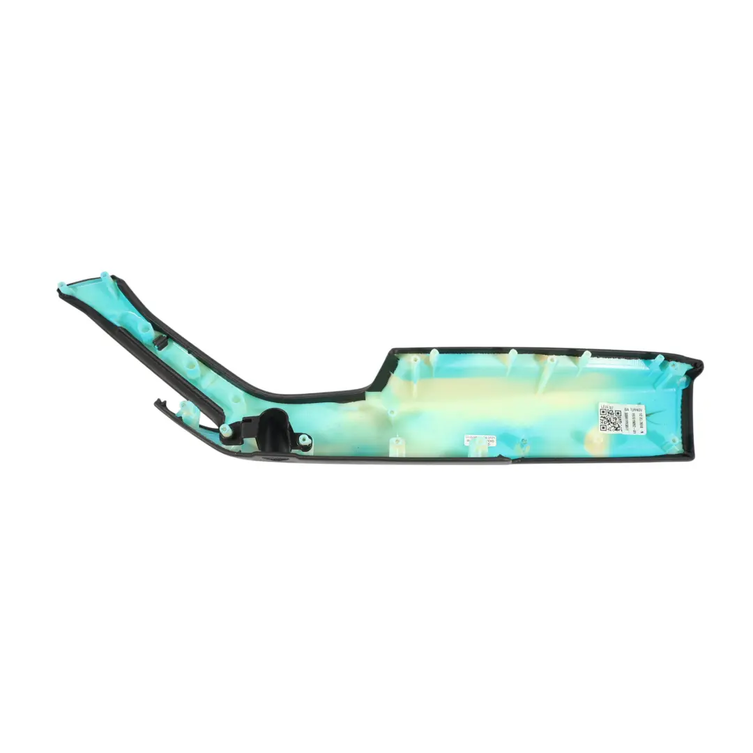 Cubierta Manija Puerta Delantera Izquierda Negra para Volkswagen Passat B8 con número de pieza 3G0867165 Volkswagen Passat B8 Cubierta Manija Puerta Delantera Izquierda Negra - SKU 3G0867165 - Número de pieza 3G0867165