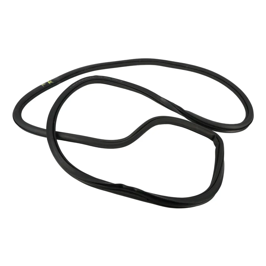 3G Door Rubber Gasket Seal Front Inner Right O/S 3G0867912K to Volkswagen Passat B8 with Part number 3G0867912L Volkswagen Passat B8 3G Door Rubber Gasket Seal Front Inner Right O/S 3G0867912K - SKU 3G0867912L - Part number 3G0867912L