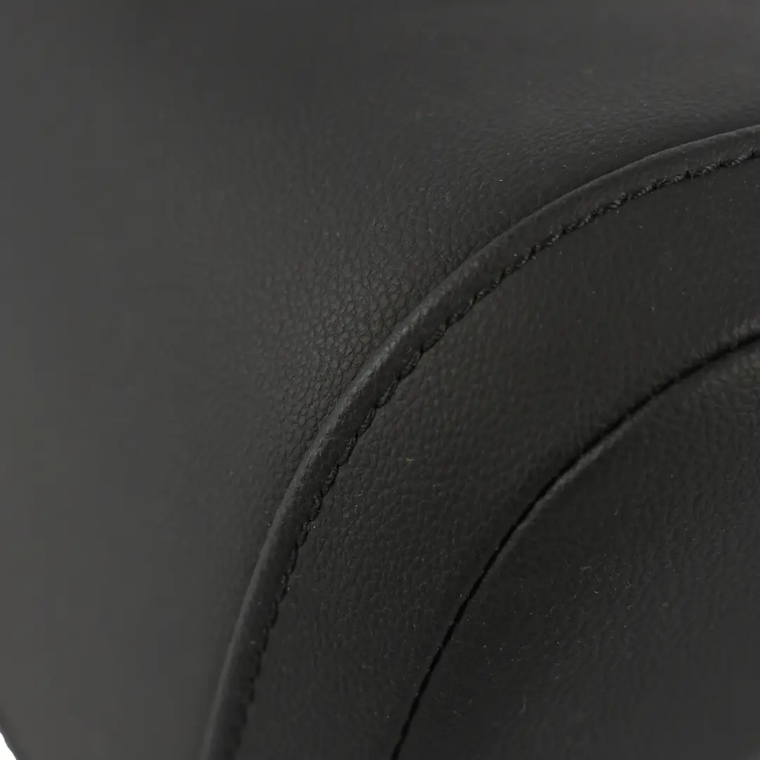 Appui-Tête Arrière Similicuir Noir Droite Gauche 3G9885902R pour Volkswagen Passat B8 à propos du numéro de pièce 3G0885901AC Volkswagen Passat B8 Appui-Tête Arrière Similicuir Noir Droite Gauche 3G9885902R - SKU 3G0885901AC - Numéro de pièce 3G0885901AC