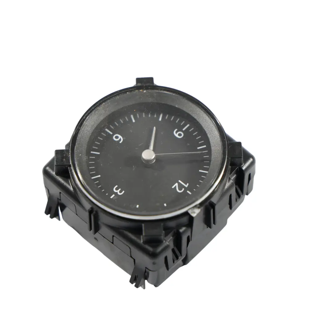 Armaturenbrett Analoge Uhr Innenraum für Volkswagen Passat B8 mit Teilenummer 3G0919204C Volkswagen Passat B8 Armaturenbrett Analoge Uhr Innenraum - SKU 3G0919204C - Teilenummer 3G0919204C