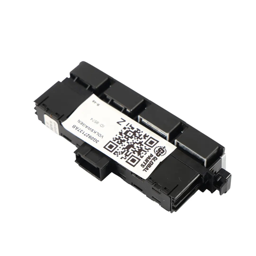 Przełączniki Przyciski Tryb Jazdy Auto ON do Volkswagen Passat B8 o numerze 3G0927137AB Volkswagen Passat B8 Przełączniki Przyciski Tryb Jazdy Auto ON - SKU 3G0927137AB - Numer Części 3G0927137AB