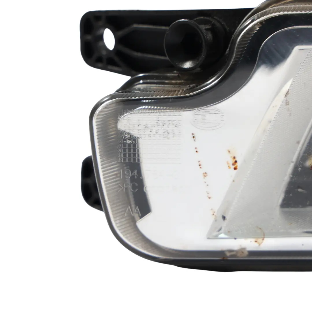 Przednia Lampa Przeciwmgielna Lewa do VW Volkswagen Passat B8 o numerze 3G0941661L VW Volkswagen Passat B8 Przednia Lampa Przeciwmgielna Lewa - SKU 3G0941661L - Numer Części 3G0941661L