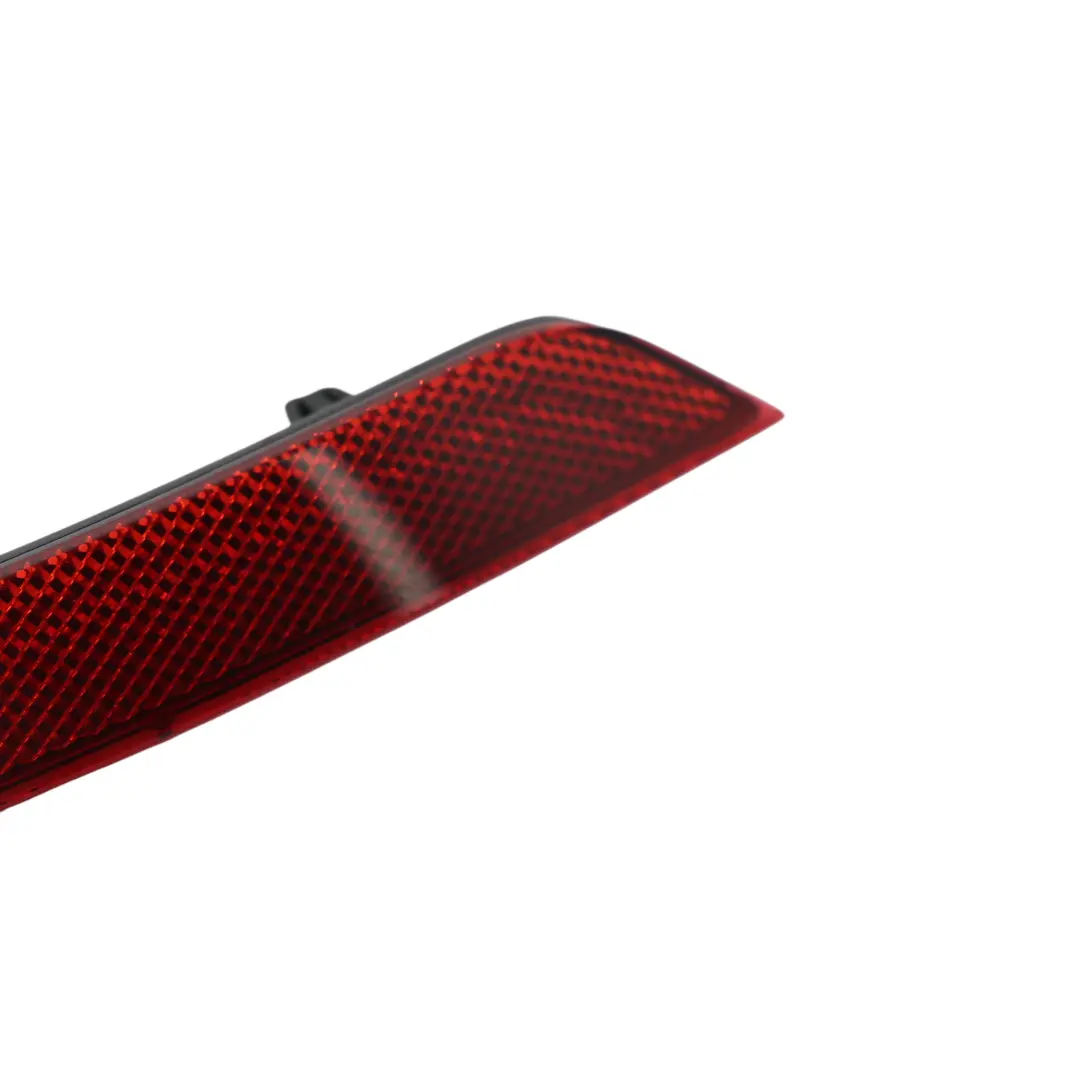 Volkswagen Passat B8 Reflector Luz Trasero Interior Derecho - SKU 3G0945104A - Número de pieza 3G0945104A